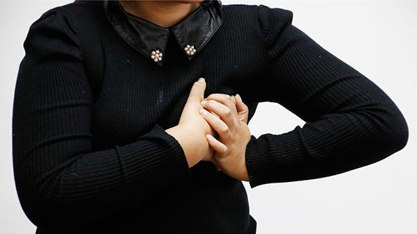 睡眠|同样是胸痛，是心脏的问题还是胃的问题？遇到胸痛怎么办？