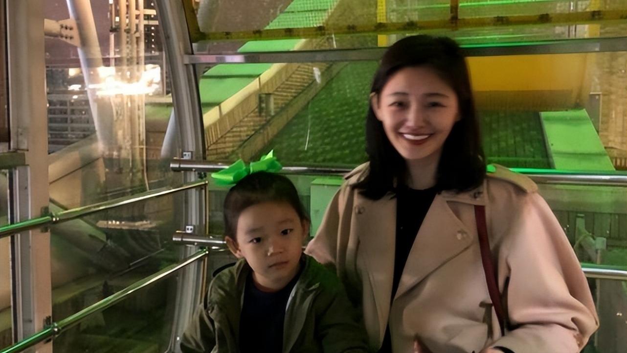 汪小菲|渣男实锤？曝汪小菲打孕期9个月的大S，才被黑人暴打，网友：活该