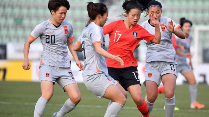 中国女足|从0-0到4-3，亚洲杯决赛前瞻：中国女足欲击败韩国夺冠，CCTV5临时改直播