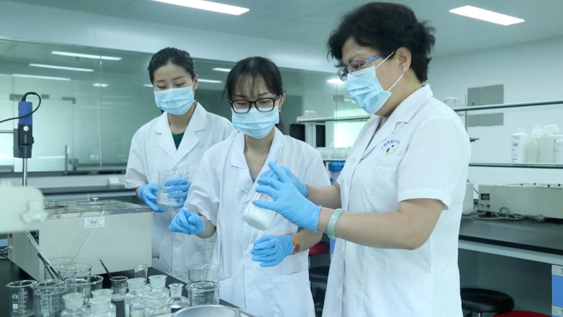 赵今麦 科学护肤理念升级，功效型护肤品乘上新消费浪潮的东风
