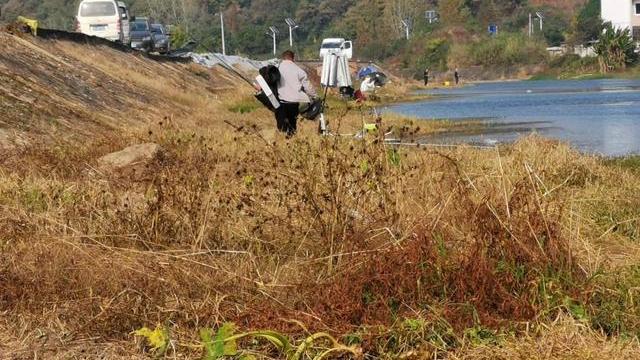 |“提前打了窝又如何，这钓位还是我挖的”，一个钓位引发的争吵！