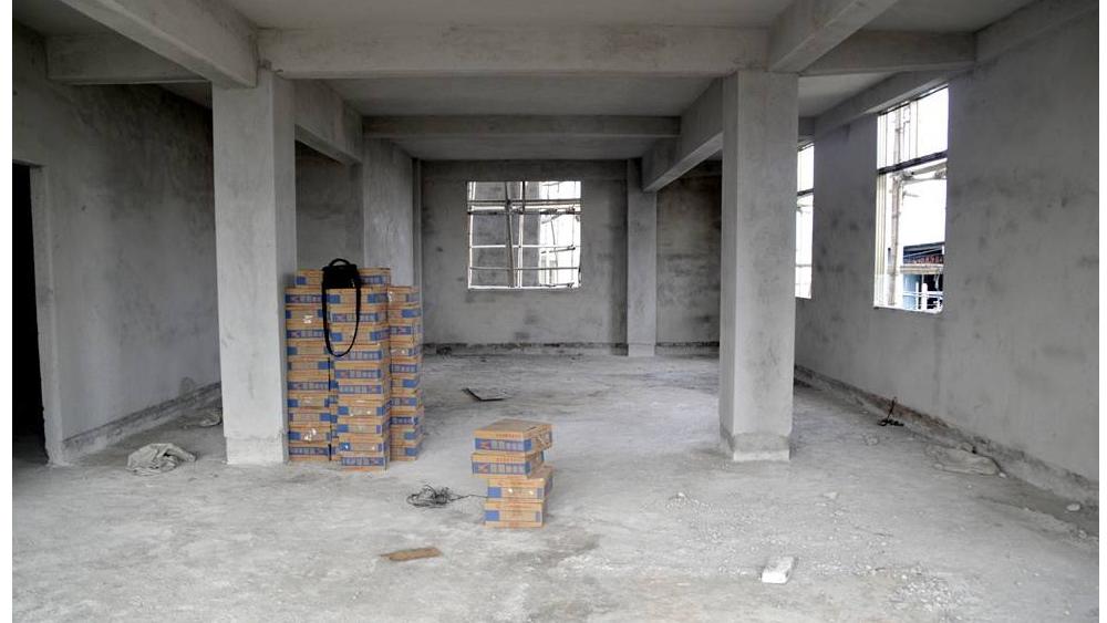 当我们买的房子可以交房的时候 , 你一定不要忘记先进行验房