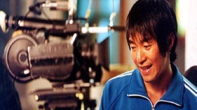 周星驰|被周星驰捧红的黄一飞，拍完头砸瓶子的戏后，宣布和星爷绝交