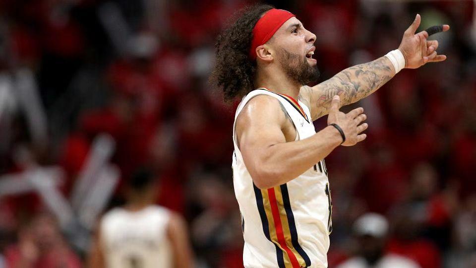 保罗|NBA官宣鹈鹕VS太阳裁判报告 裁判反常行为引热议 保罗完美夜不完美