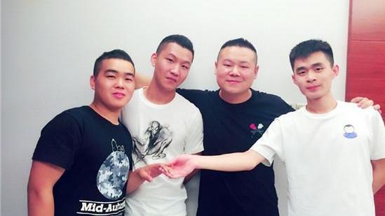 岳云鹏|替舅舅岳云鹏报仇，李筱奎晒冲冲囧照满屏笑点，评论区新梗不断