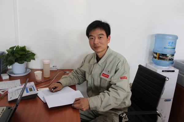 在公司干了12年的技术经理辞职了! 而且是去同一城市竞争对手的公司!