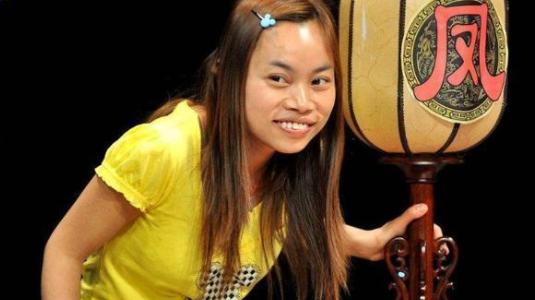 凤姐|“凤姐”去美国10年之后，她却吐槽：自己过得连一只狗都不如？