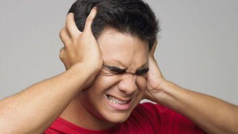 衰老|什么原因引起耳鸣？教你几种方法摆脱耳鸣困扰