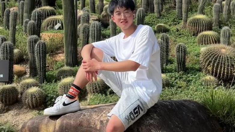 徒步|孙海洋大女儿发视频感慨生活，评论区超暖心，悦悦称徒步还要很久