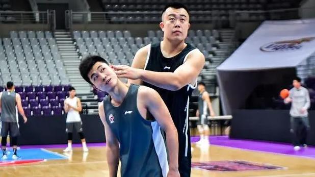 郭昊文|CBA三消息：广厦边缘人将离队，郭昊文前往美国，高诗岩想要冠军