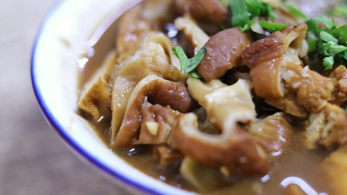 卤煮火烧|北京小吃卤煮火烧，与几十年前大不同，差别怎么这么多？