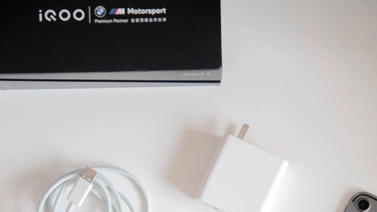 折叠屏|国产手机也很香，五月份这3款旗舰手机值得考虑，都比苹果强太多