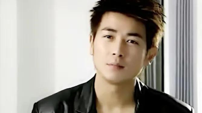 保剑锋|从“天之骄子”到“销声匿迹”，保剑锋就这样改写了自己的结局