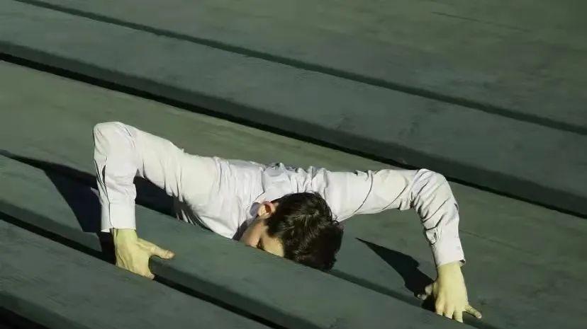 铅笔裙|工作中99%的问题，都是因为沟通！