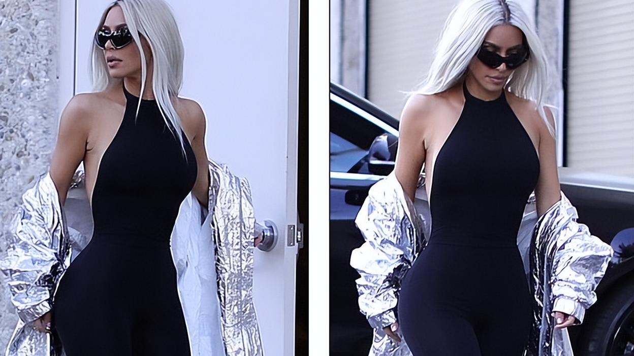 金·卡戴珊|金卡戴珊出街新造型太燃！穿着“锡箔纸”就出门？身材纤细太惊艳