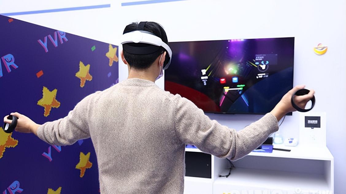 键盘|玩出梦想YVR新一代VR眼镜预告海报发布 7月12日亮相