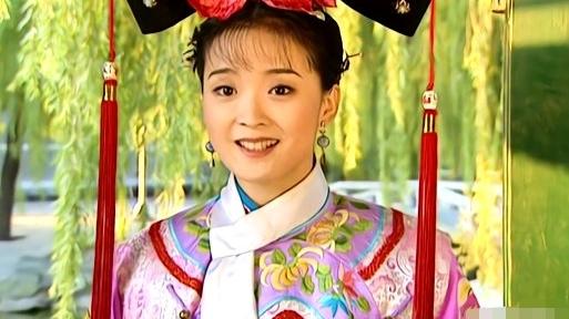 王艳|王艳不当阔太了！复出演“王楚然”的妈，翻出23年前剧照，两人还真像