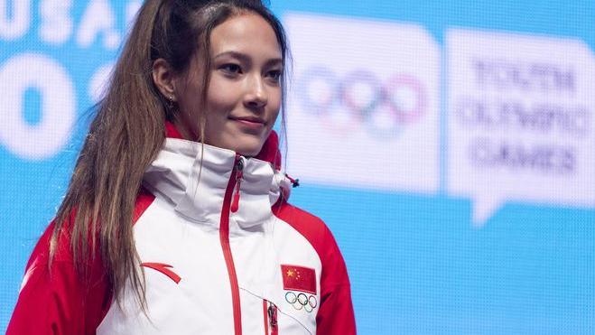 谷爱凌|谷爱凌：代表中国参赛是莫大荣幸 期待自己的冬奥表现