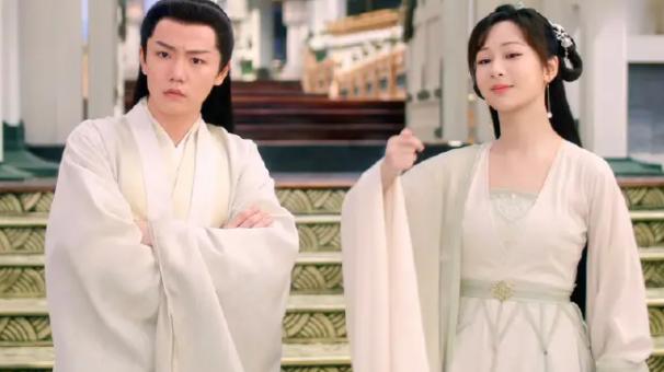 杨紫|空降上映杨紫成背锅侠？景甜辞演溜粉成瘾，成毅却成最大的赢家！