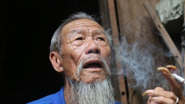 长寿|一个人不碰烟酒，寿命比别人长吗？专家说出的答案，有些意料