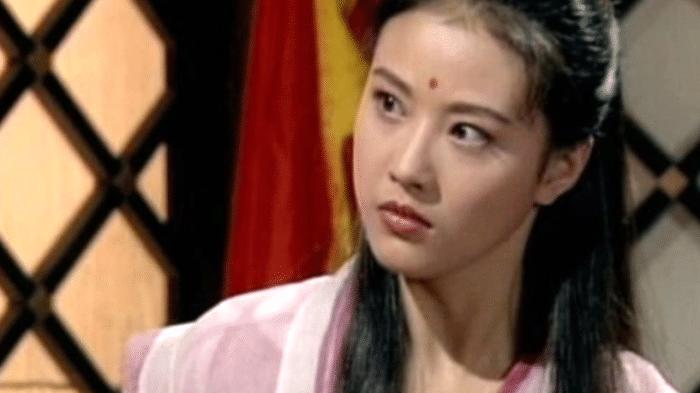 周海媚|周海媚年轻时有多绝色？金庸：当看到她后，我想为她改写周芷若结局