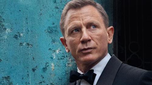 赵雅芝|想靠烂片碰瓷奖项，靠贩卖情怀的007，终究还是沦为笑柄