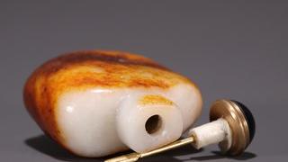 和田玉籽料|旧藏·和田玉籽料原石雕鼻烟壶