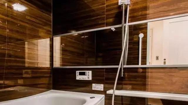 这样的卫生间才叫享受，颜值与实用兼具，看完想回家砸了重装！