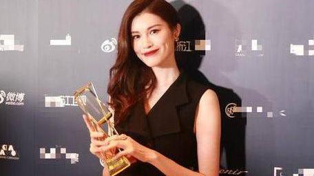 何穗|她曾是李咏砸金蛋助手，不甘平庸的她，远赴深造今成国际超模