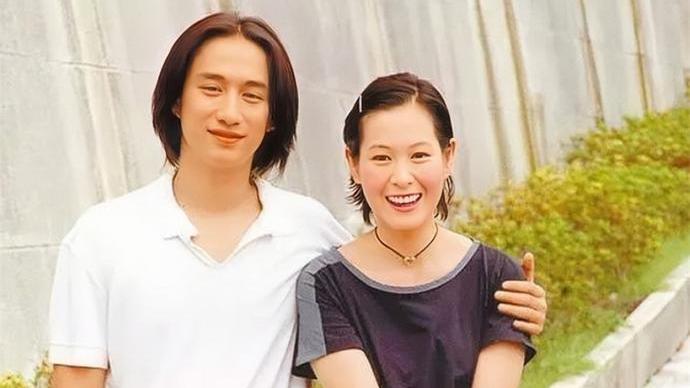 黄磊|刘若英坦言：黄磊太完美，舍不得和他成为恋人，因为有分手的可能