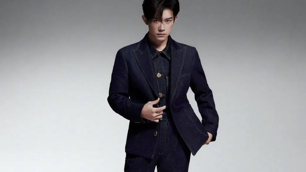 易烊千玺|易烊千玺工作室起诉造谣者！后续来啦，造谣者是王俊凯的粉丝？