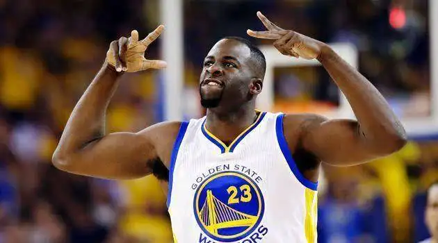 NBA最尴尬的人--格林