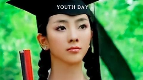 |央视主持人晒北大毕业旧照！尽显青春气息，称这是梦想开始的地方