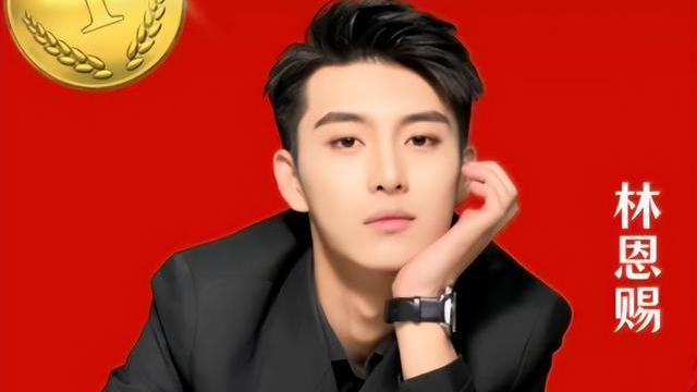 央视|中传“校草”火了，长相冷峻且精致，网友：央视喜欢的脸