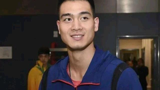 李童|李童未来的出路在哪里？是金子就要发光
