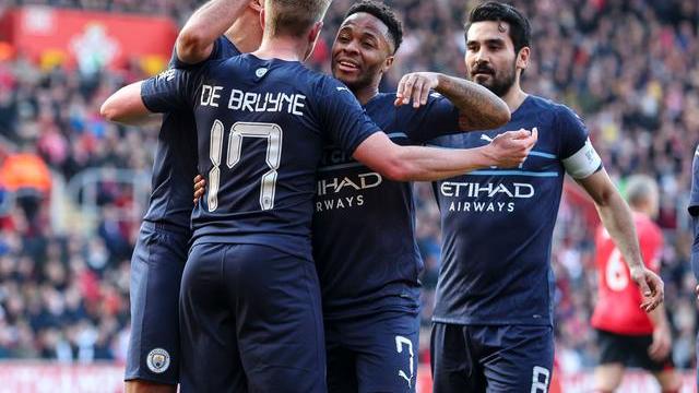 英超|从1-1到4-1！欧冠头号热门太狠：15分钟3球，直奔赛季3冠王