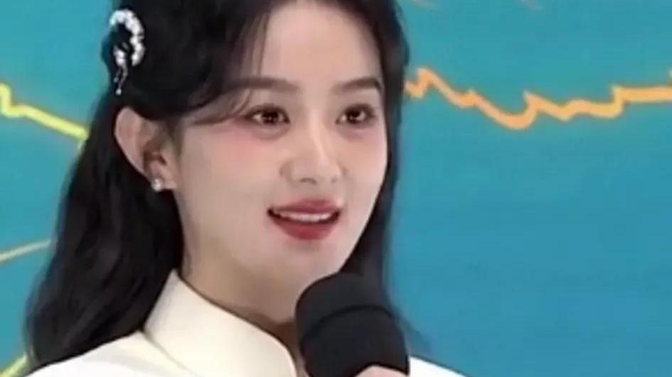 赵丽颖|有人“胖了”也好看，离婚后的赵丽颖美出新高度，却疑似微整？