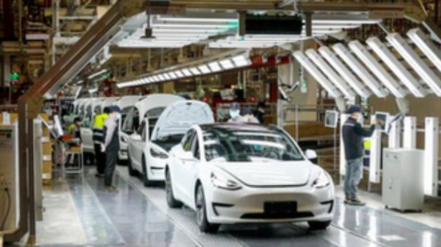 特斯拉|特斯拉开始招聘了，被当成不讲“武德”，网友：难道不是在捣乱？