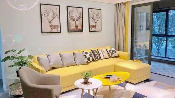 堂姐在城里打拼几年，愣是挣出套98㎡两居，装修也时尚，真有出息