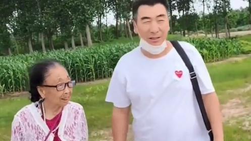 李玉成|李玉成带徒弟直播，花500W培养弟弟当网红，扬言要超越大衣哥