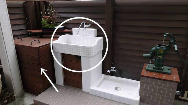 这样装露台好实用，家里的杂物都能放在这，防潮还不违建！