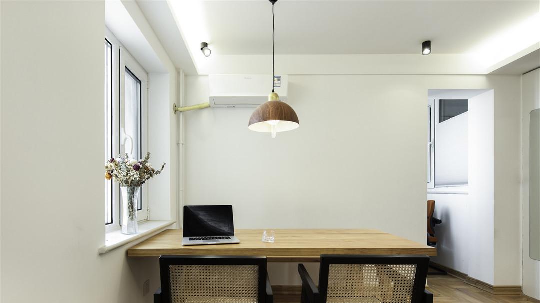 这么奇葩的户型，拿来当婚房，装修成这样还真是长见识了