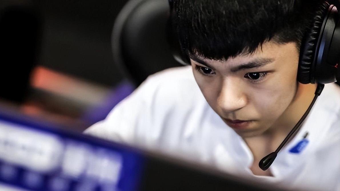 smg|pubgpcl最让人惋惜的选手，天才职业选手五年没有一刻自由身