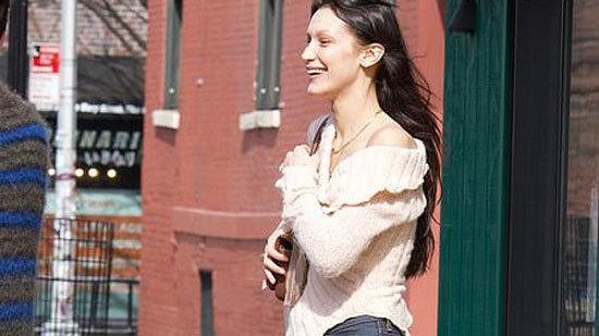 赵丽颖|超模贝拉哈迪德承认整容，14岁时改造了鼻子，妈妈遭抨击