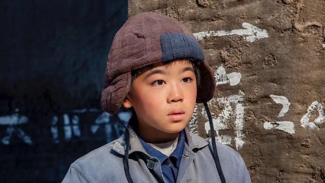 漂亮女人|《人世间》小戏骨韩昊霖，一细节征服导演观众，难怪徐峥会喜欢他