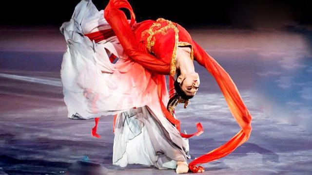 郑秀妍|《浪姐3》二公录制完毕，郑秀妍组获胜，两位顶级舞者正面对决