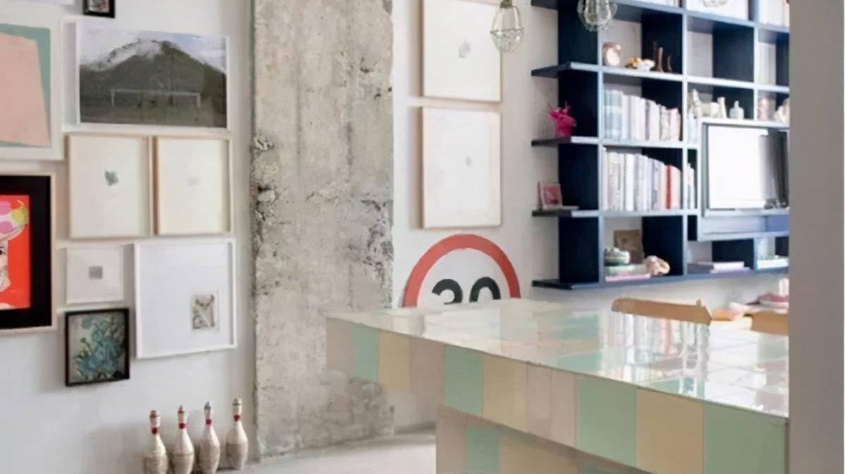 现在的业主越来越机智，横梁不能拆，就在下面加块板，实用