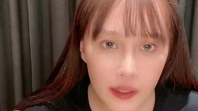 赵本山|赵本山女儿自曝：爸爸派私人飞机送我回三亚太亏，光油费就20多万