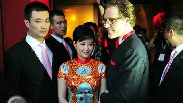 袁立|49岁“杜小月”袁立近况曝光！胖成中年妇女，三次闪婚后终获幸福