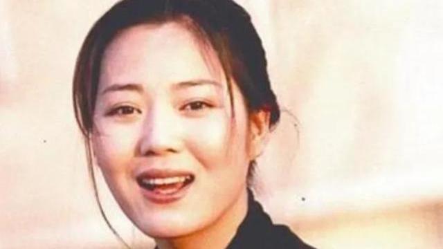 王茜华|“村妇专业户”王茜华，因身体原因只能演村妇，42岁二婚收获幸福